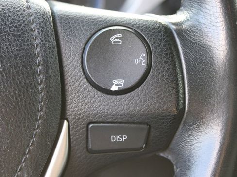 Used 2014 Toyota Corolla S image 19