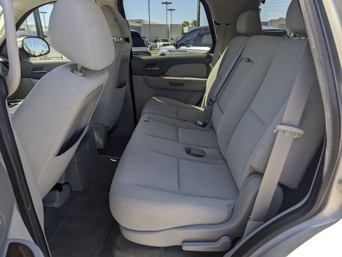 Used 2008 GMC Yukon SLE RWD image 8