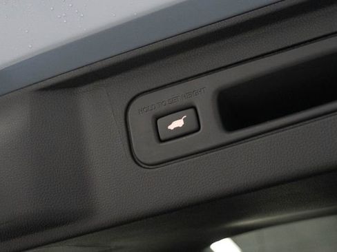New 2026 Honda Pilot Sport image 9