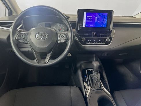 Used 2024 Toyota Corolla LE FWD image 22