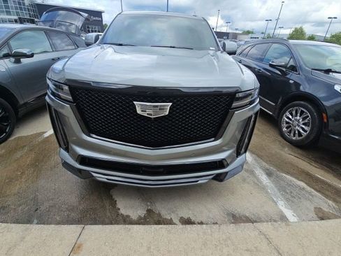 Certified 2024 Cadillac Escalade V w/ LPO, ONYX Package AWD/4WD image 3