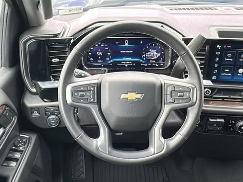 Certified 2024 Chevrolet Silverado 2500 LT w/ Convenience Package image 12