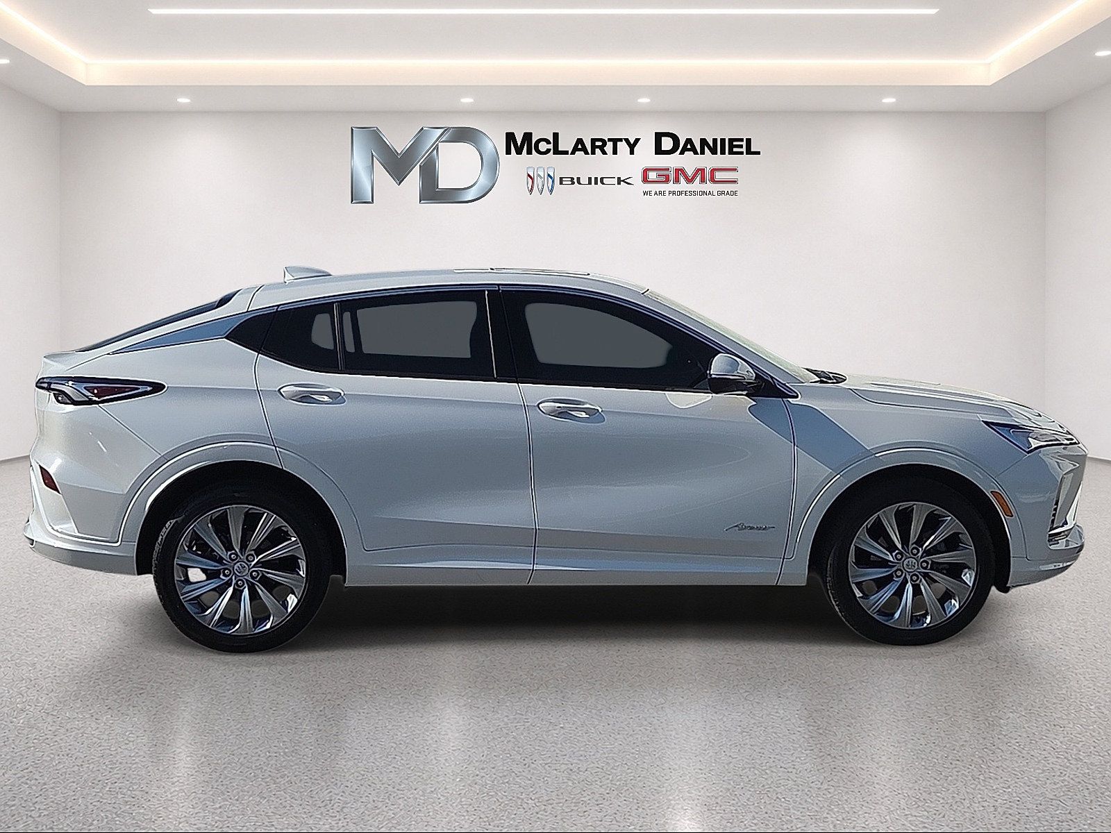 Used 2025 Buick Envista Avenir FWD image 15