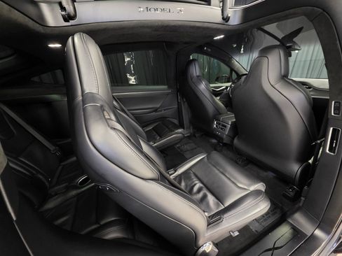 Used 2017 Tesla Model X 75D image 36