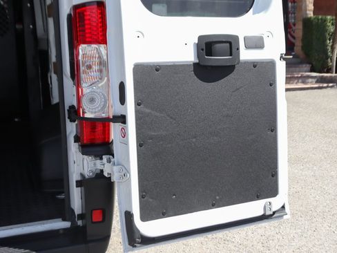 Used 2025 RAM ProMaster 2500 w/ U-Haul Equipment Group FWD image 9