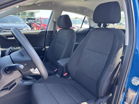 Used 2022 Kia Rio S FWD image 12