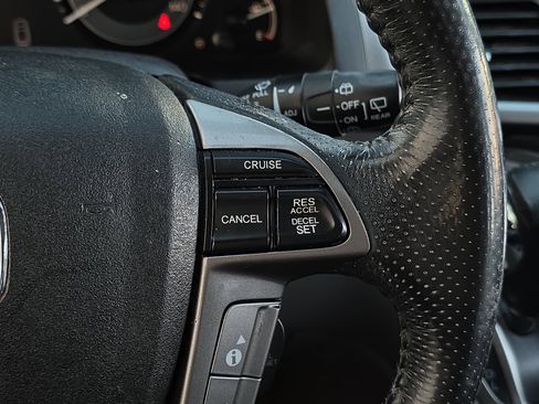 Used 2017 Honda Odyssey Touring Elite image 15