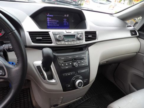 Used 2013 Honda Odyssey EX-L image 7