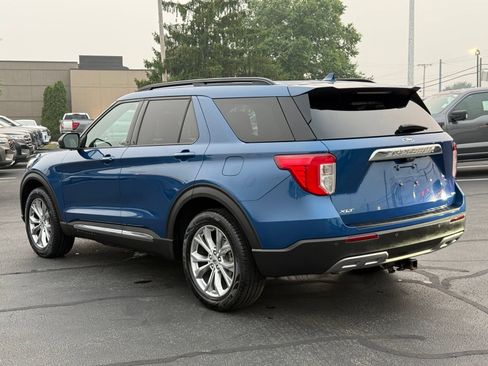Used 2020 Ford Explorer XLT w/ Equipment Group 202A AWD/4WD image 6