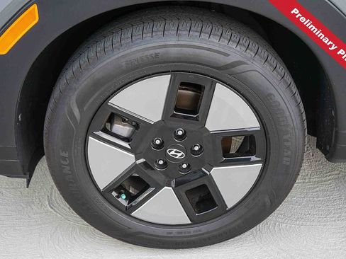 Used 2025 Hyundai Santa Fe SEL FWD image 10