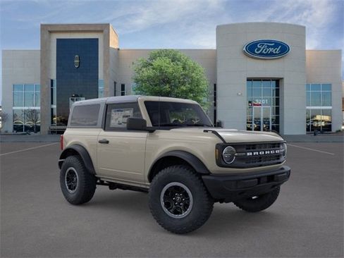 New 2025 Ford Bronco 2-Door w/ Sasquatch Package image 7
