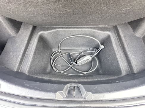 Used 2021 Tesla Model 3 Long Range image 16