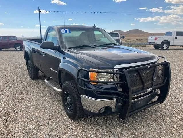 Used 2008 GMC Sierra 2500 SLT w/ Z71 Off-Road Package AWD/4WD image 1