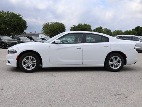Used 2022 Dodge Charger SXT w/ Driver Convenience Group RWD image 8