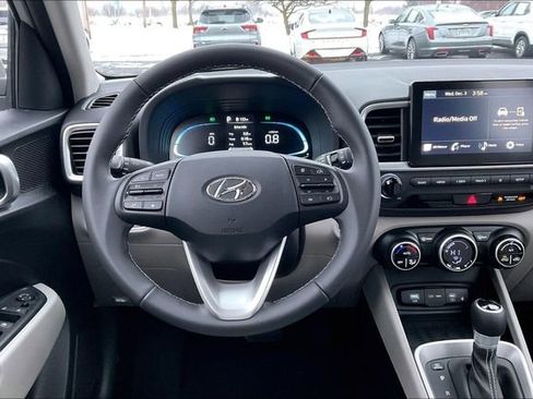 New 2026 Hyundai Venue SEL image 14