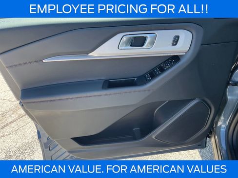 New 2026 Ford Explorer Active w/ Active Comfort Package AWD/4WD image 10