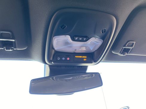 Used 2025 Chevrolet Colorado W/T w/ WT Convenience Package II image 30