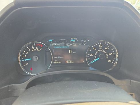 Used 2020 Ford F150 Platinum w/ Equipment Group 701A Luxury AWD/4WD image 11