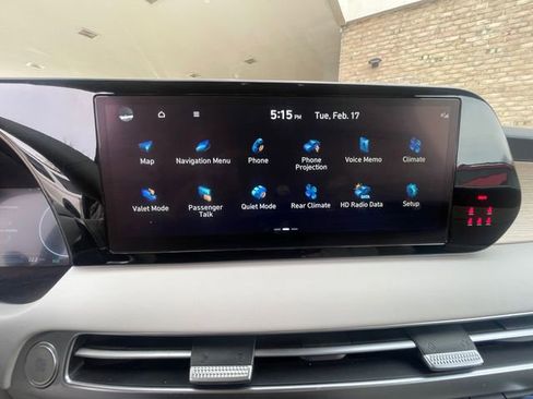 Used 2024 Hyundai Palisade Limited image 21