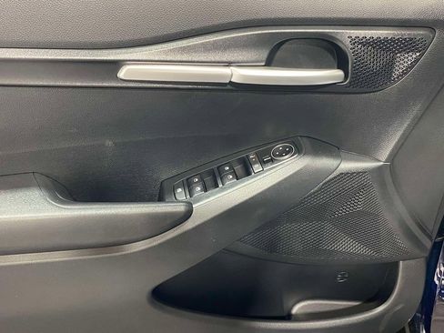 New 2026 Kia Seltos LX AWD/4WD image 18