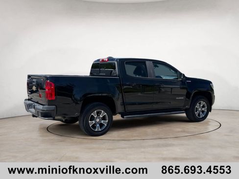 Used 2018 Chevrolet Colorado Z71 AWD/4WD image 3