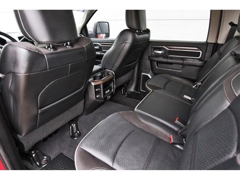 Used 2024 RAM 2500 Laramie w/ Towing Technology Group image 11