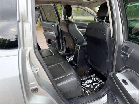 Used 2016 Jeep Compass High Altitude FWD image 5