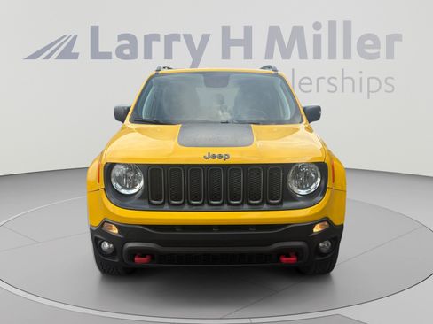 Used 2018 Jeep Renegade Trailhawk w/ Cold Weather Group II AWD/4WD image 8