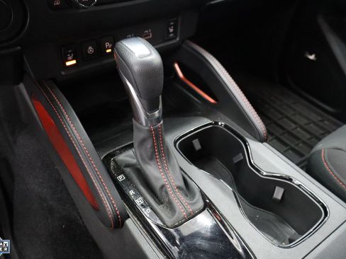 Used 2024 Nissan Frontier Pro-X w/ Pro Convenience Package image 17