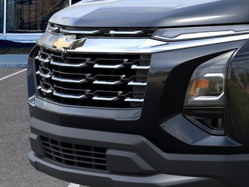 New 2026 Chevrolet Equinox LT w/ Safety and Technology Package FWD image 13