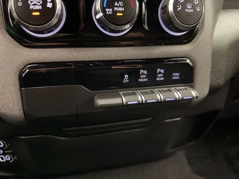 Used 2025 RAM 1500 Tradesman AWD/4WD image 22