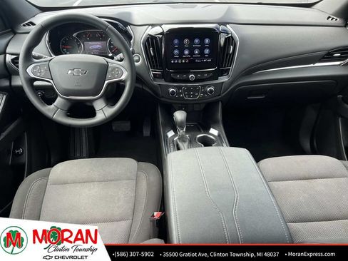 Used 2023 Chevrolet Traverse LT FWD image 15