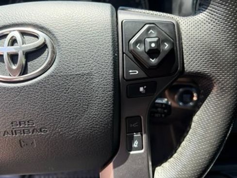 Used 2023 Toyota Tacoma TRD Sport AWD/4WD image 15
