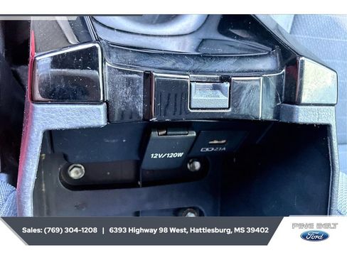 Used 2020 Toyota Corolla SE FWD image 23