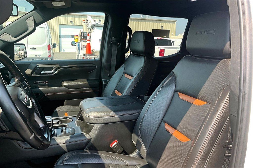 Used 2024 GMC Sierra 1500 AT4 w/ AT4 Preferred Package AWD/4WD image 26