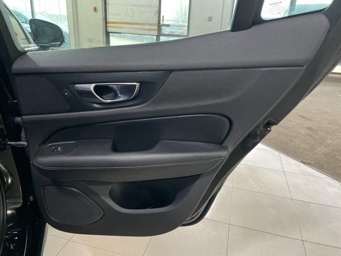 Used 2019 Volvo S60 T6 Inscription image 22