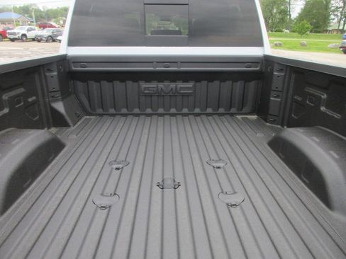 New 2026 GMC Sierra 3500 Denali w/ Denali Reserve Package AWD/4WD image 7