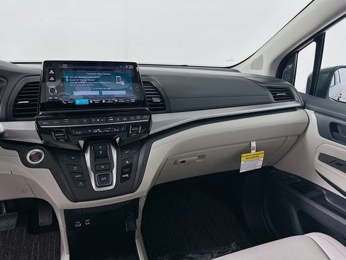 Used 2026 Honda Odyssey EX-L image 20