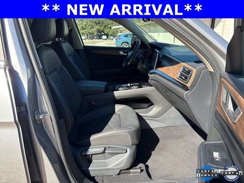 Used 2025 Volkswagen Atlas SE image 10