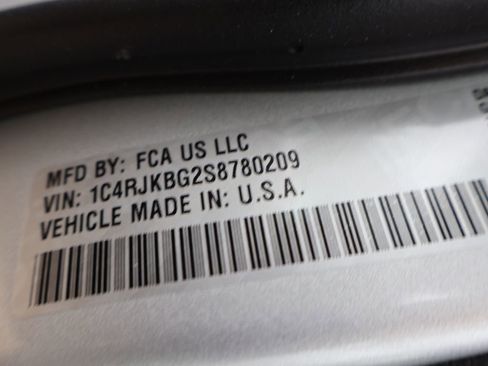 New 2025 Jeep Grand Cherokee L Limited image 42