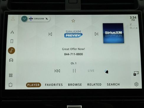 Used 2024 Land Rover Discovery S image 16