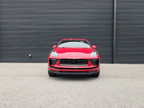 New 2026 Porsche Macan image 8