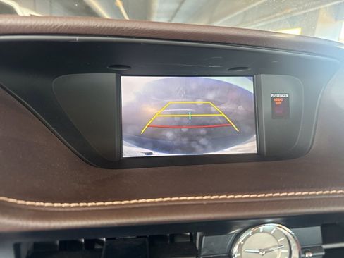 Used 2016 Lexus ES 300h image 15