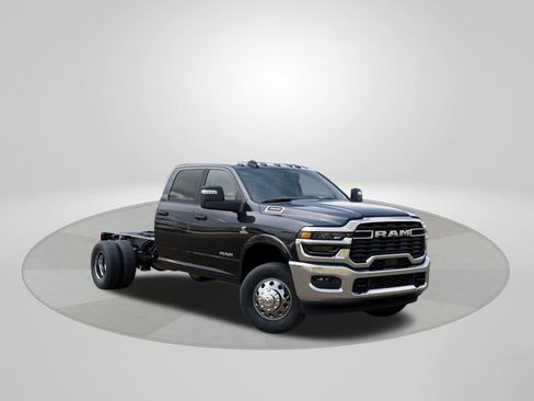 New 2025 RAM 3500 Big Horn AWD/4WD image 5