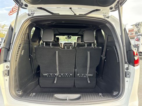 New 2026 Chrysler Pacifica Limited w/ S Appearance Package image 33