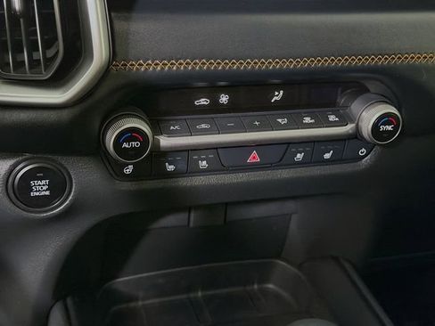 Used 2025 MAZDA CX-50 AWD 2.5 Turbo w/ Premium Pkg image 18