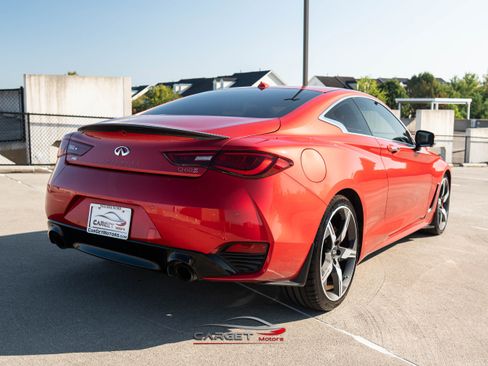 Used 2018 INFINITI Q60 Red Sport 400 w/ Pro Active Package image 7