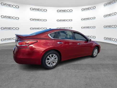 Used 2014 Nissan Altima 2.5 S w/ Sport Value Package image 7