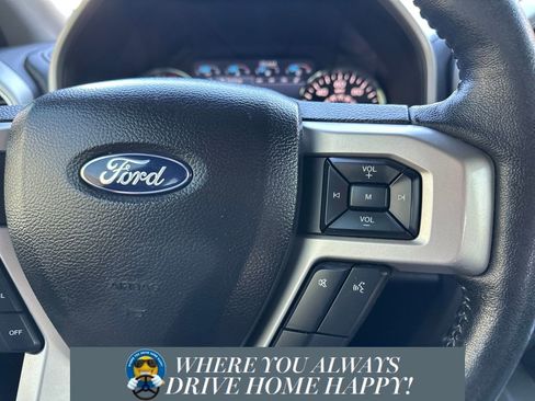 Used 2019 Ford F150 Lariat w/ Equipment Group 502A Luxury image 12