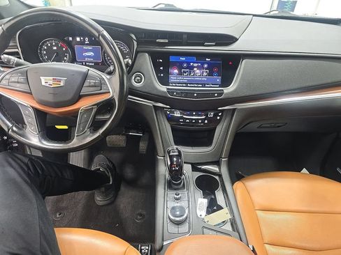 Used 2021 Cadillac XT5 Premium Luxury AWD/4WD image 5